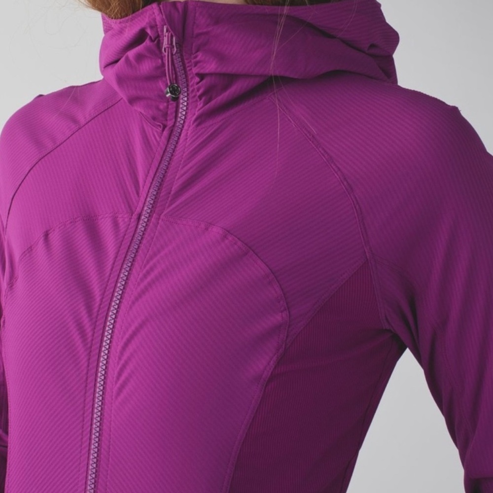 Lululemon In Flux Reversible Jacket - Picture 10 of 10